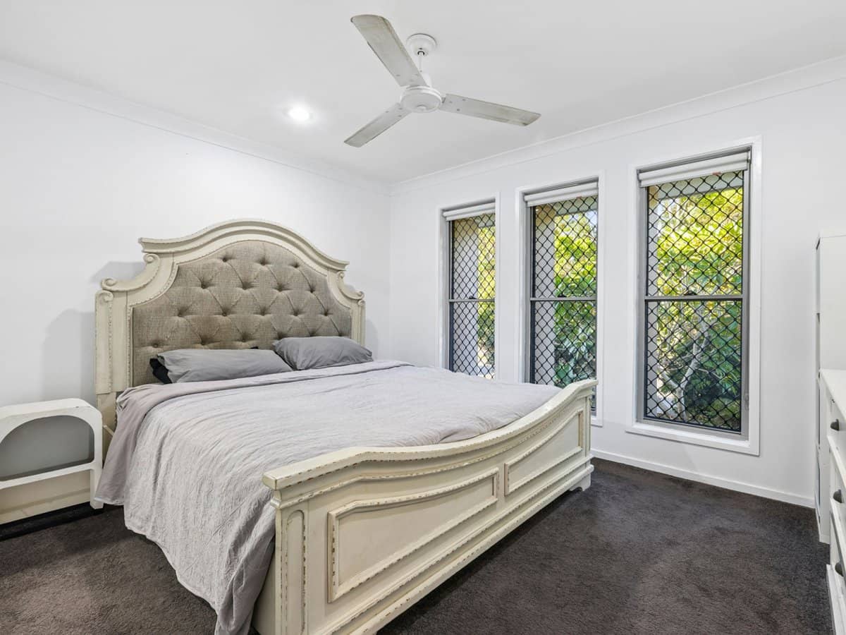 51 Lynbrook Avenue, ORMEAU - Thumbnail 17