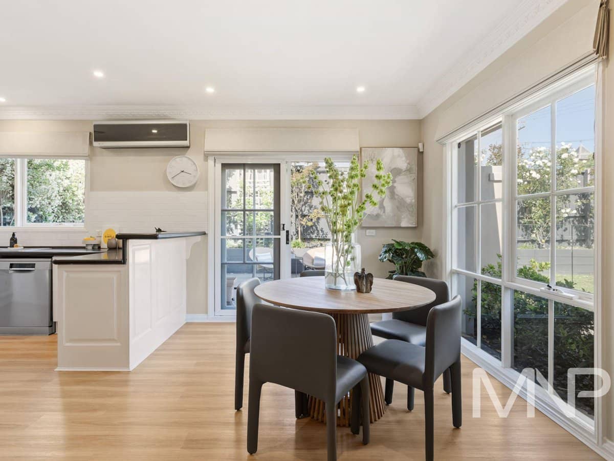 8 Wattle Road, KEW EAST - Thumbnail 4