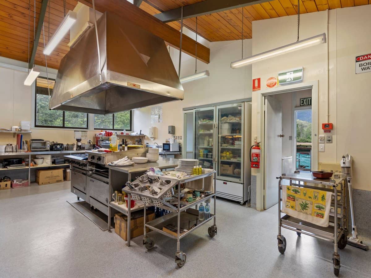 2745 Christmas Creek Road, LAMINGTON - Thumbnail 14