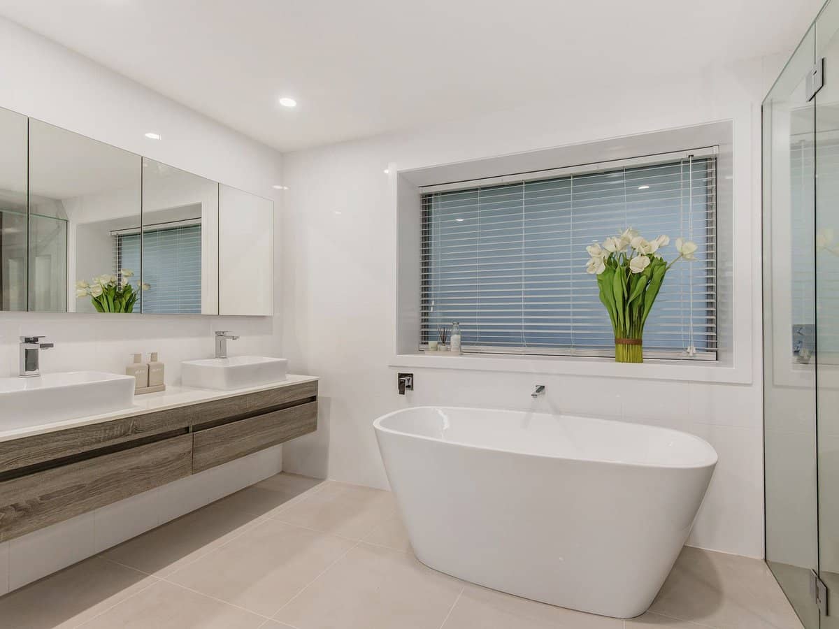 11 Karratha Court, MERMAID WATERS - Thumbnail 20