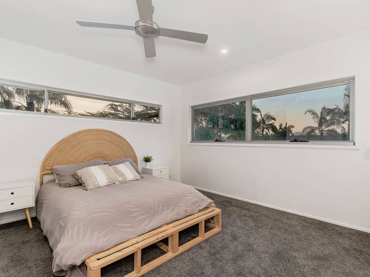 11 Karratha Court, MERMAID WATERS - Thumbnail 20