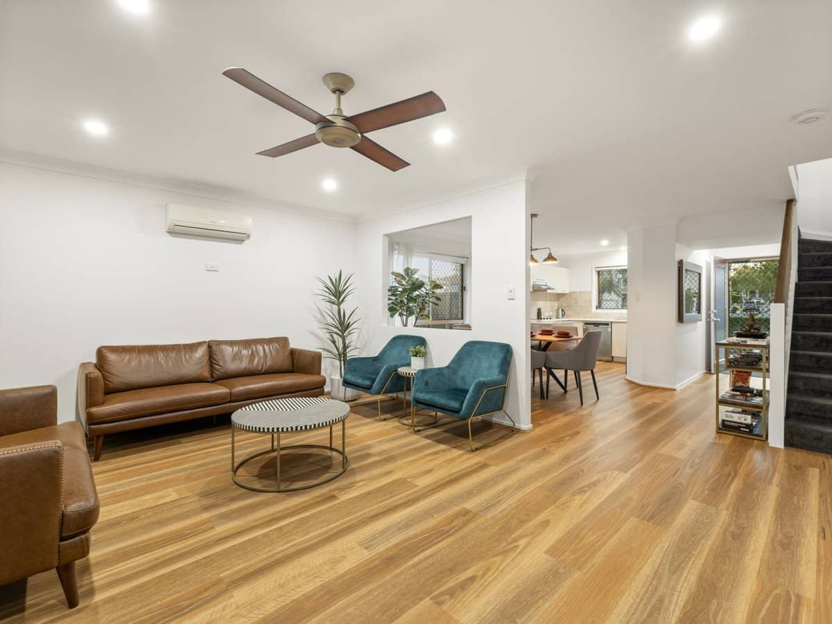 19 Earnshaw Street, CALAMVALE - Thumbnail 3