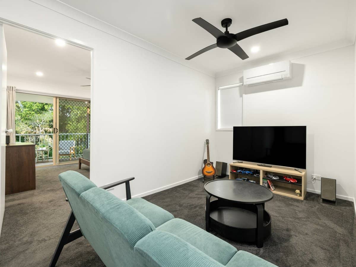 19 Earnshaw Street, CALAMVALE - Thumbnail 15