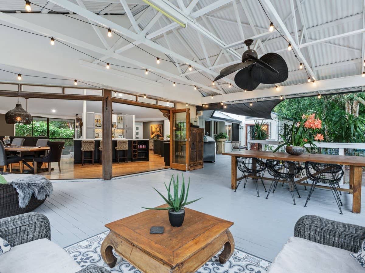 6 Bagan Court, MUDGEERABA - Thumbnail 1