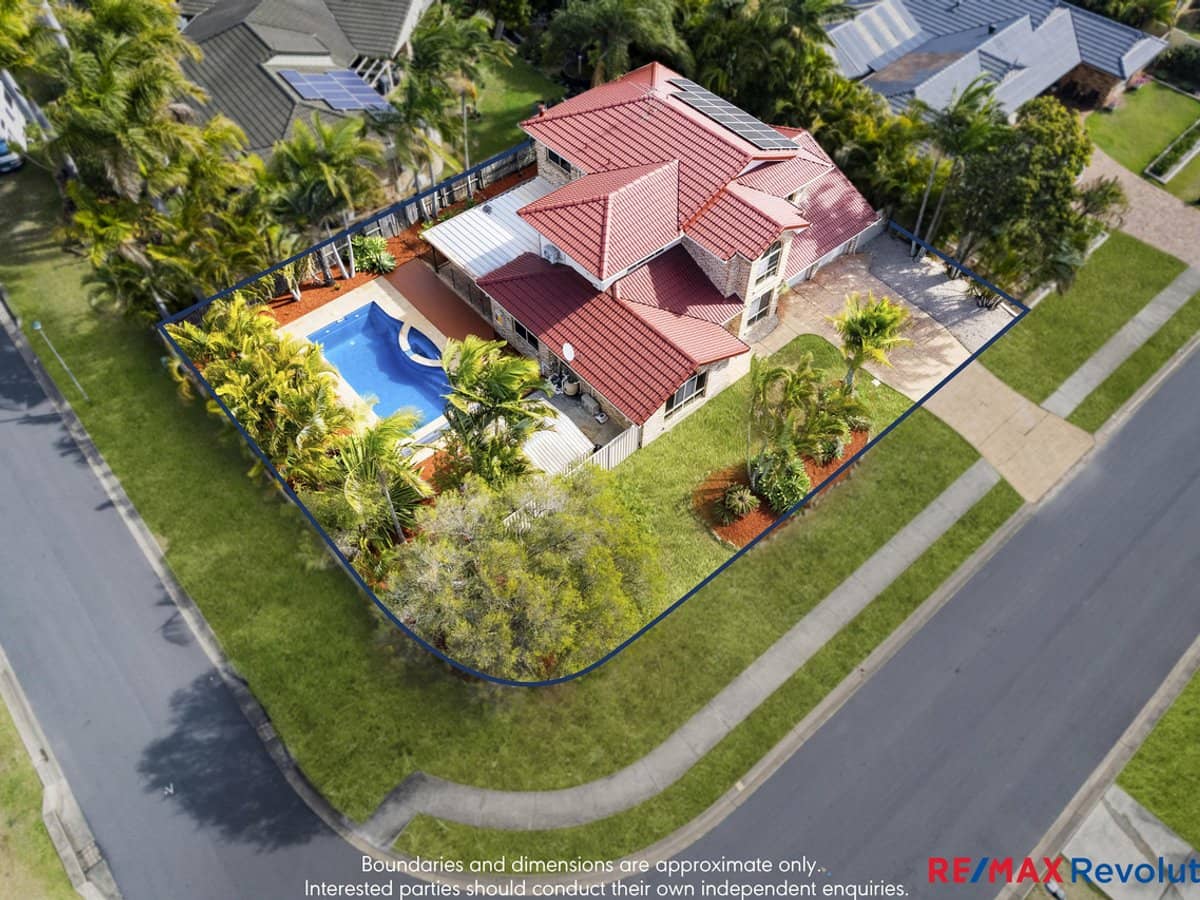 51 St Andrews Drive, CORNUBIA - Thumbnail 3