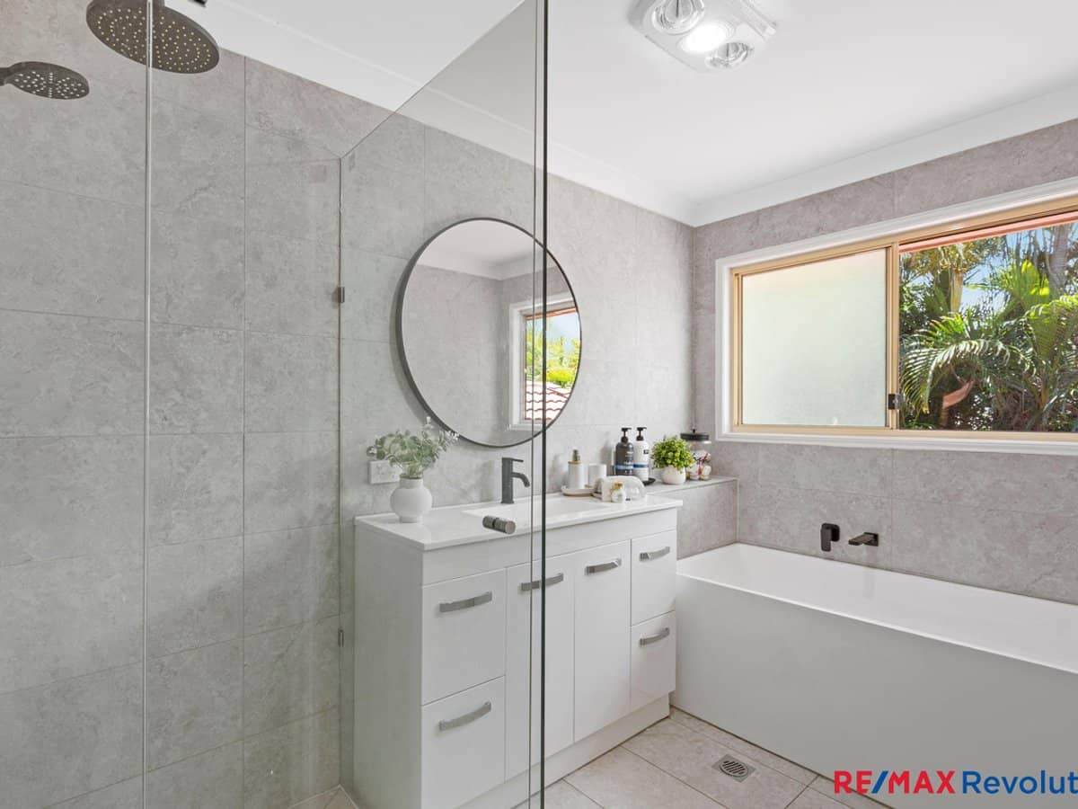 51 St Andrews Drive, CORNUBIA - Thumbnail 17