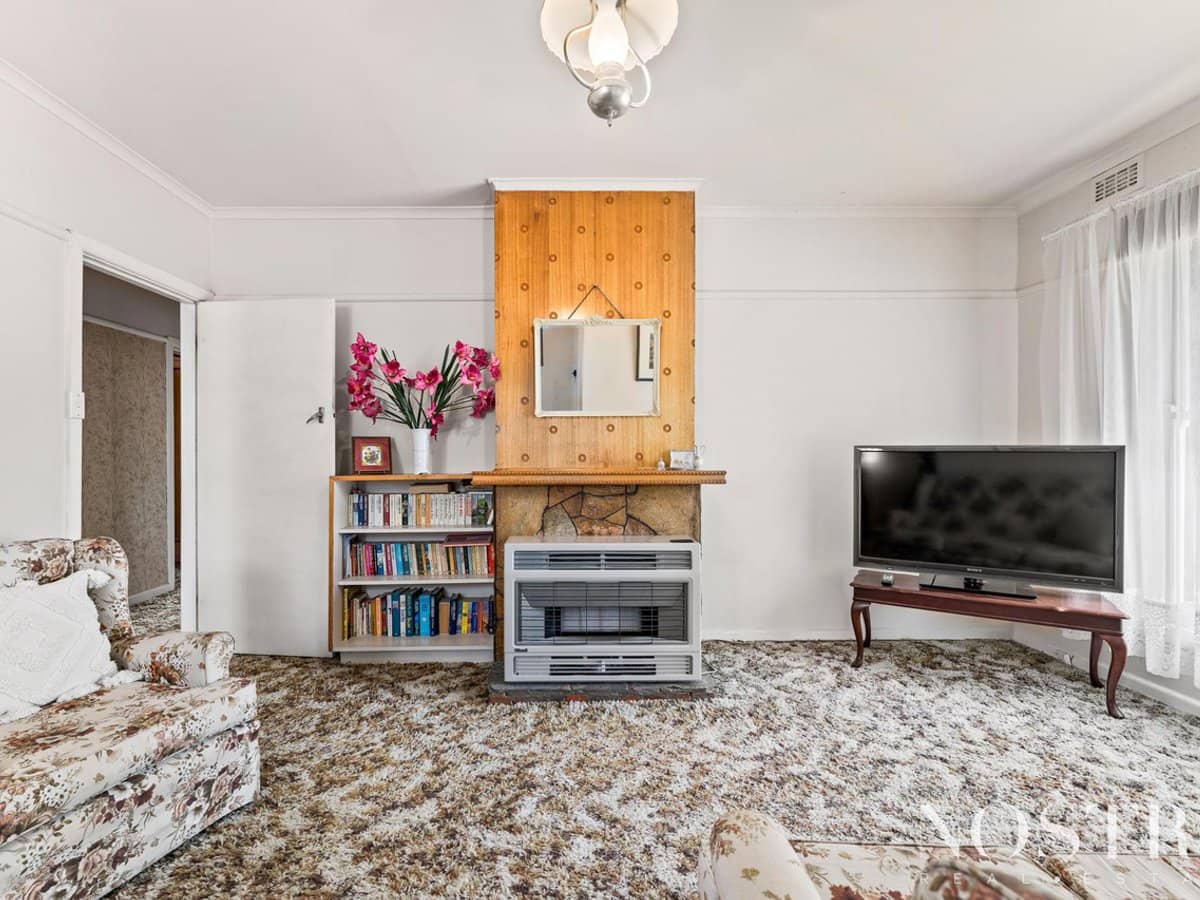 84 Whitelaw Street, RESERVOIR - Thumbnail 5