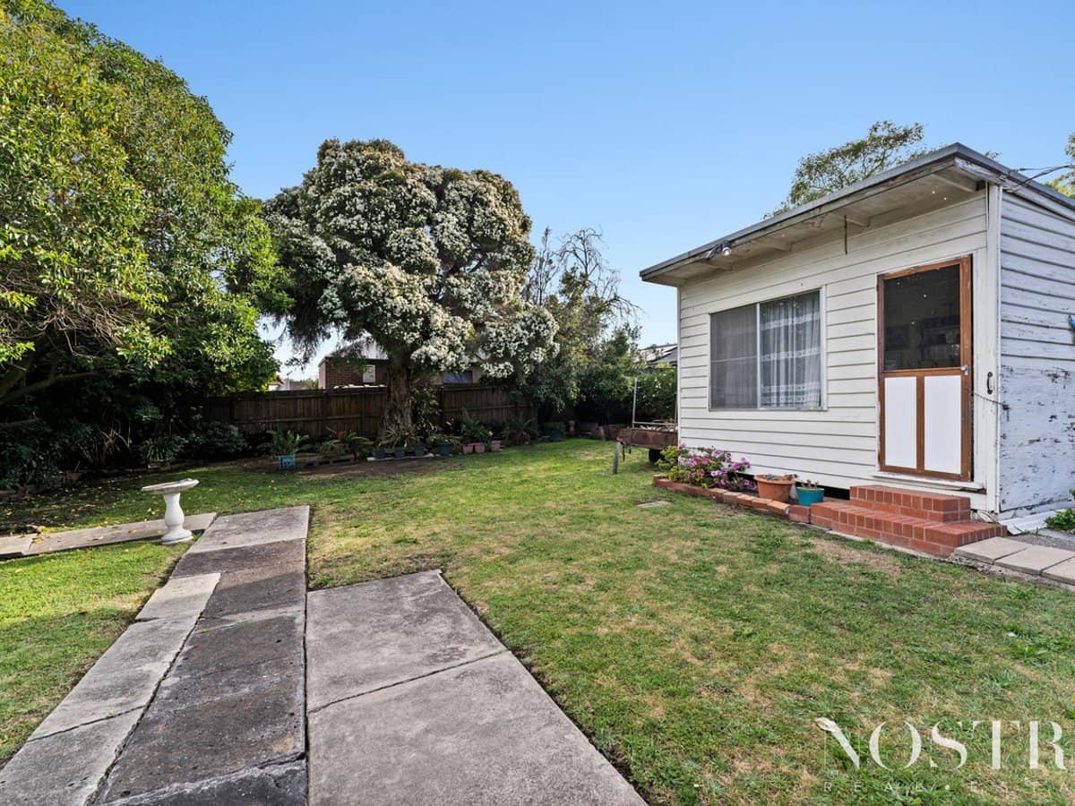 84 Whitelaw Street, RESERVOIR - Thumbnail 15