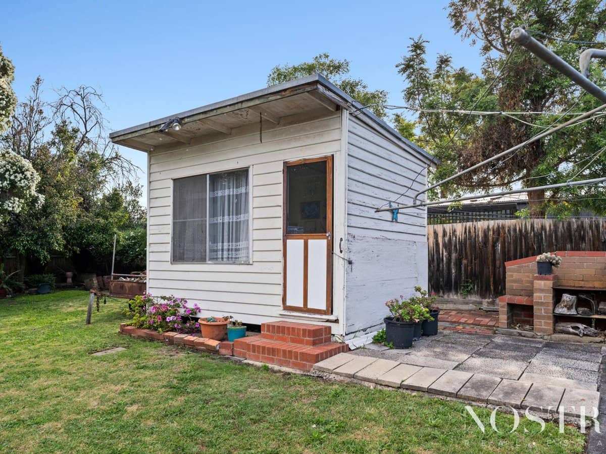 84 Whitelaw Street, RESERVOIR - Thumbnail 17