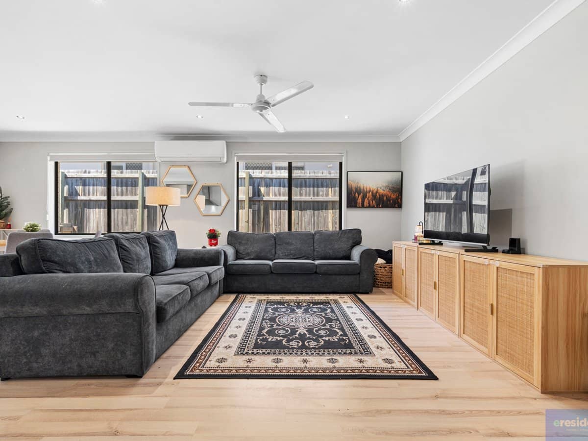 10 Mount Edwards Street, Park Ridge - Thumbnail 5