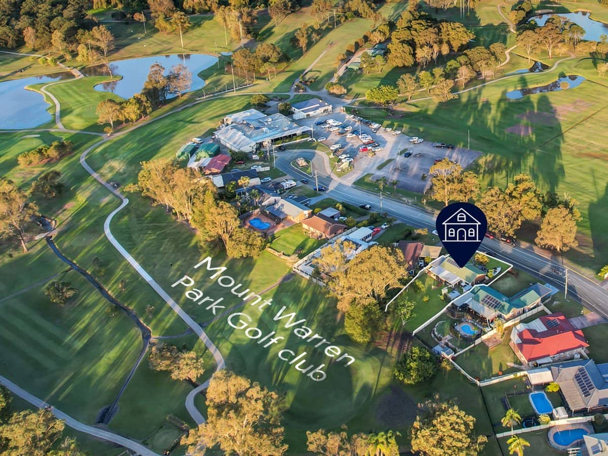 12 Bardyn Halliday Drive, MOUNT WARREN PARK - Thumbnail 2