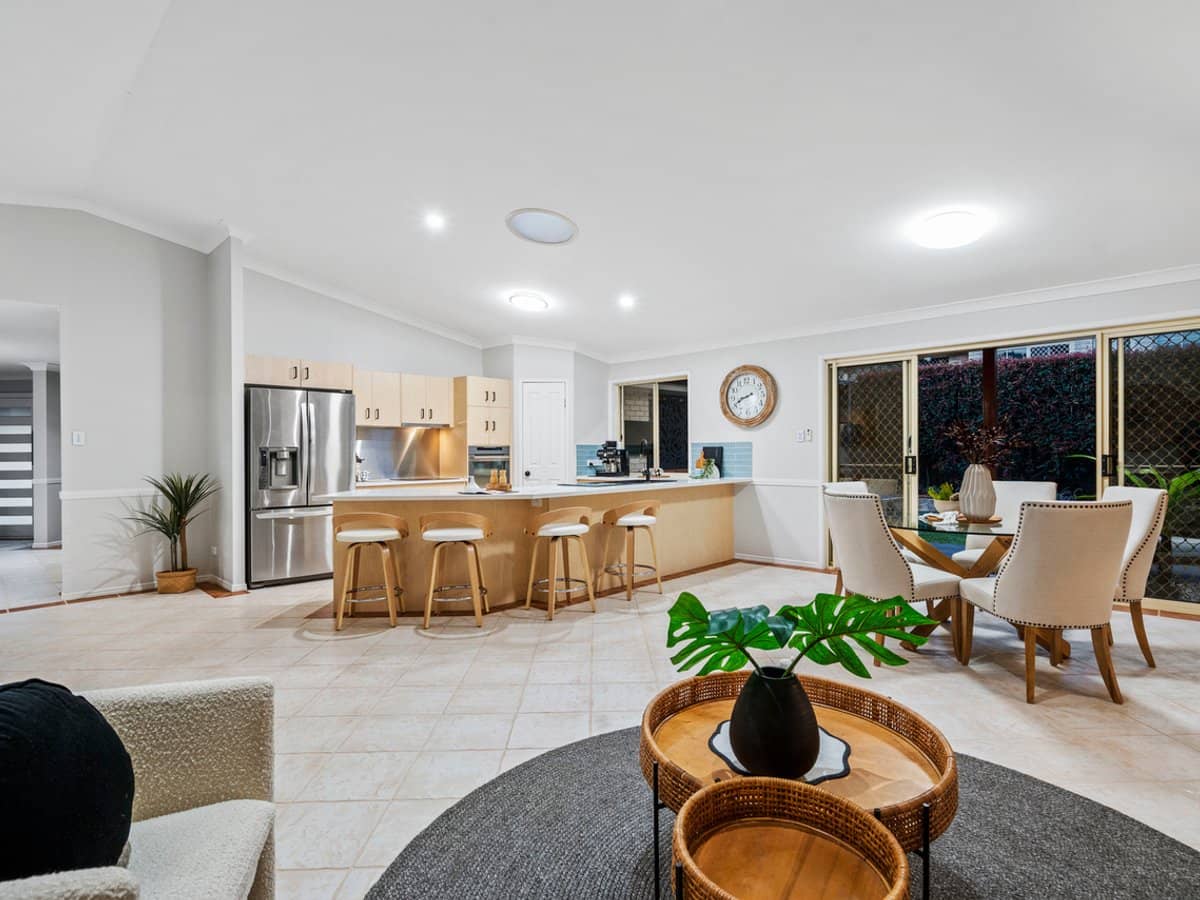 18 Manor Drive, WELLINGTON POINT - Thumbnail 6