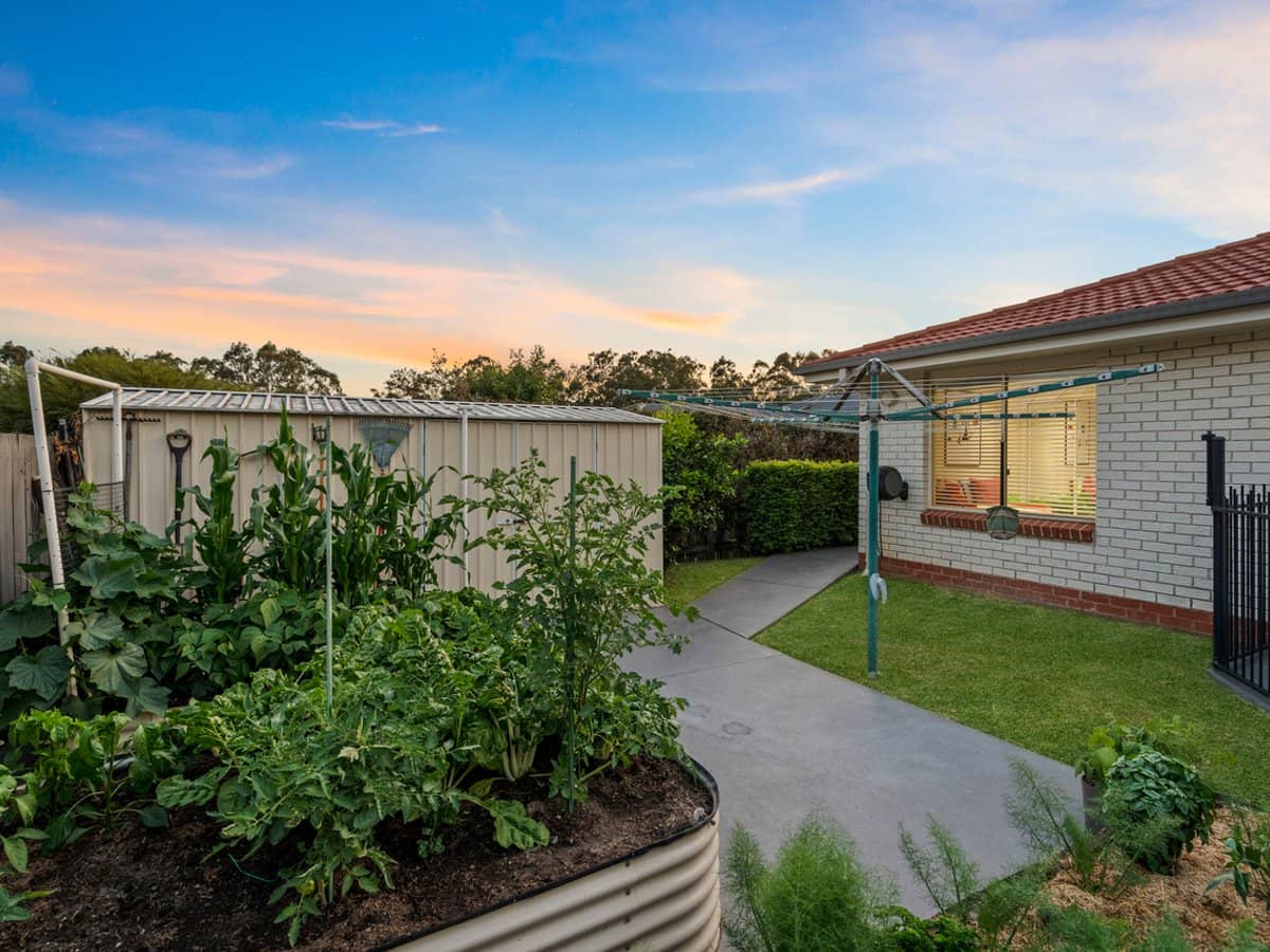 18 Manor Drive, WELLINGTON POINT - Thumbnail 11