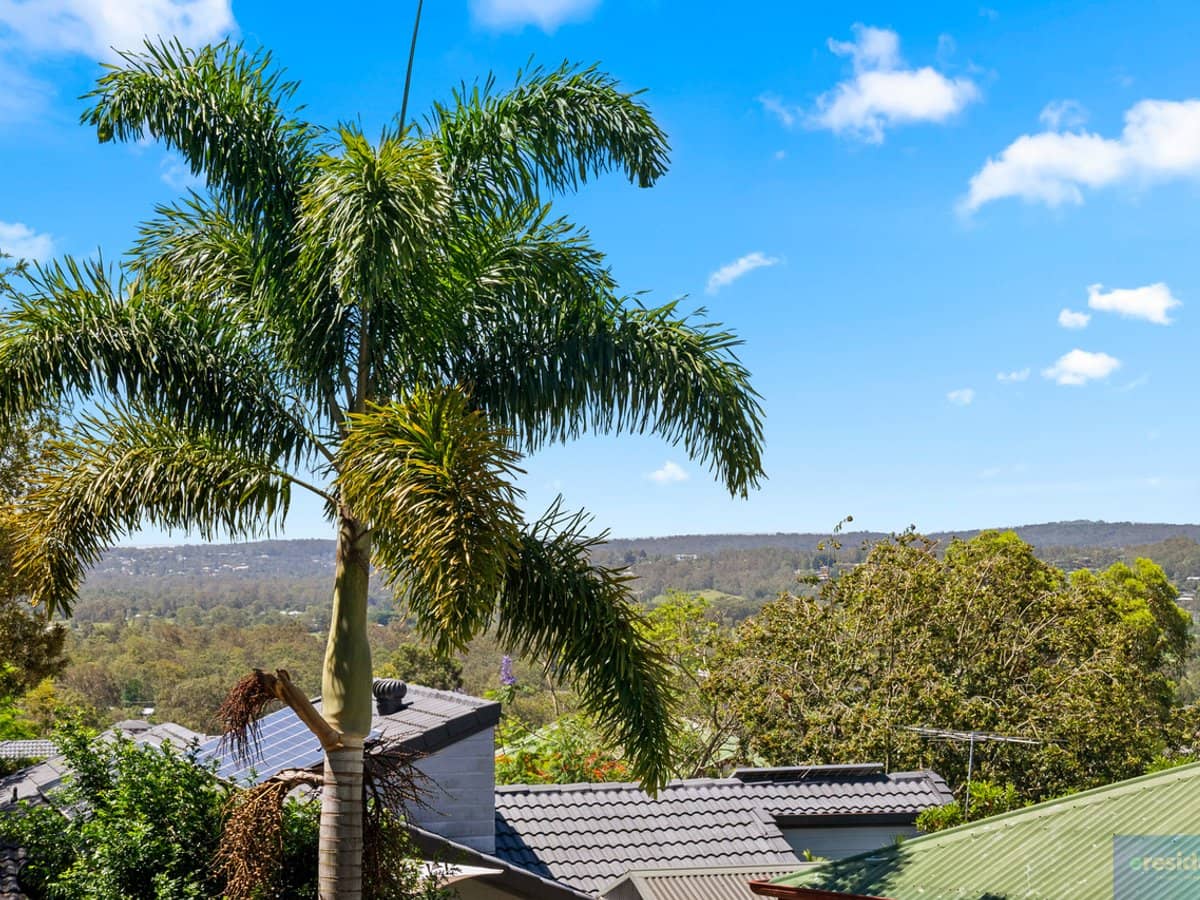 5 Hillside Crescent, Edens Landing - Thumbnail 26