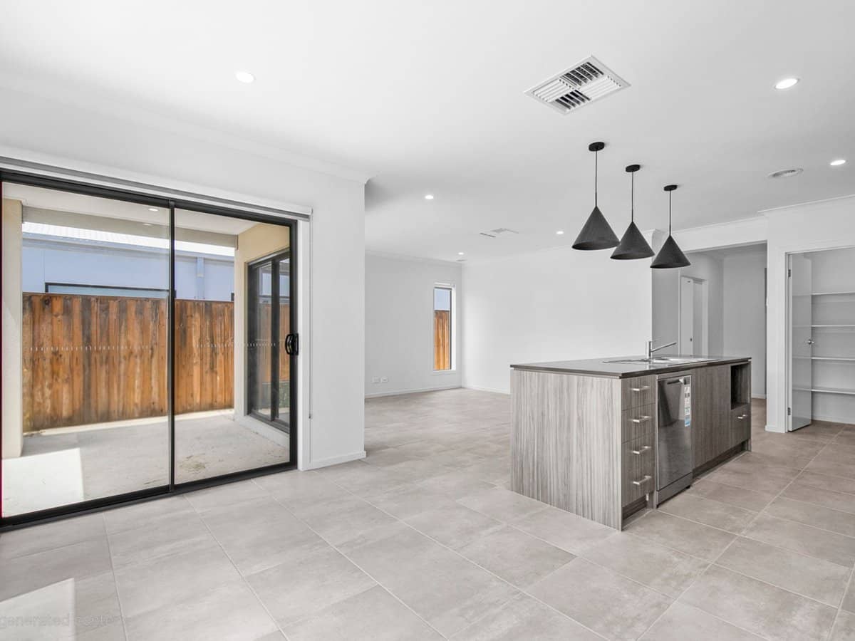 21 Keystone Drive, SUNBURY - Thumbnail 3