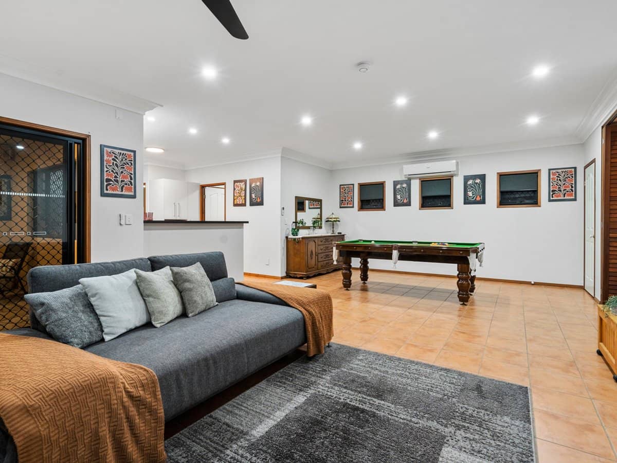 105 Bay Street, CLEVELAND - Thumbnail 25