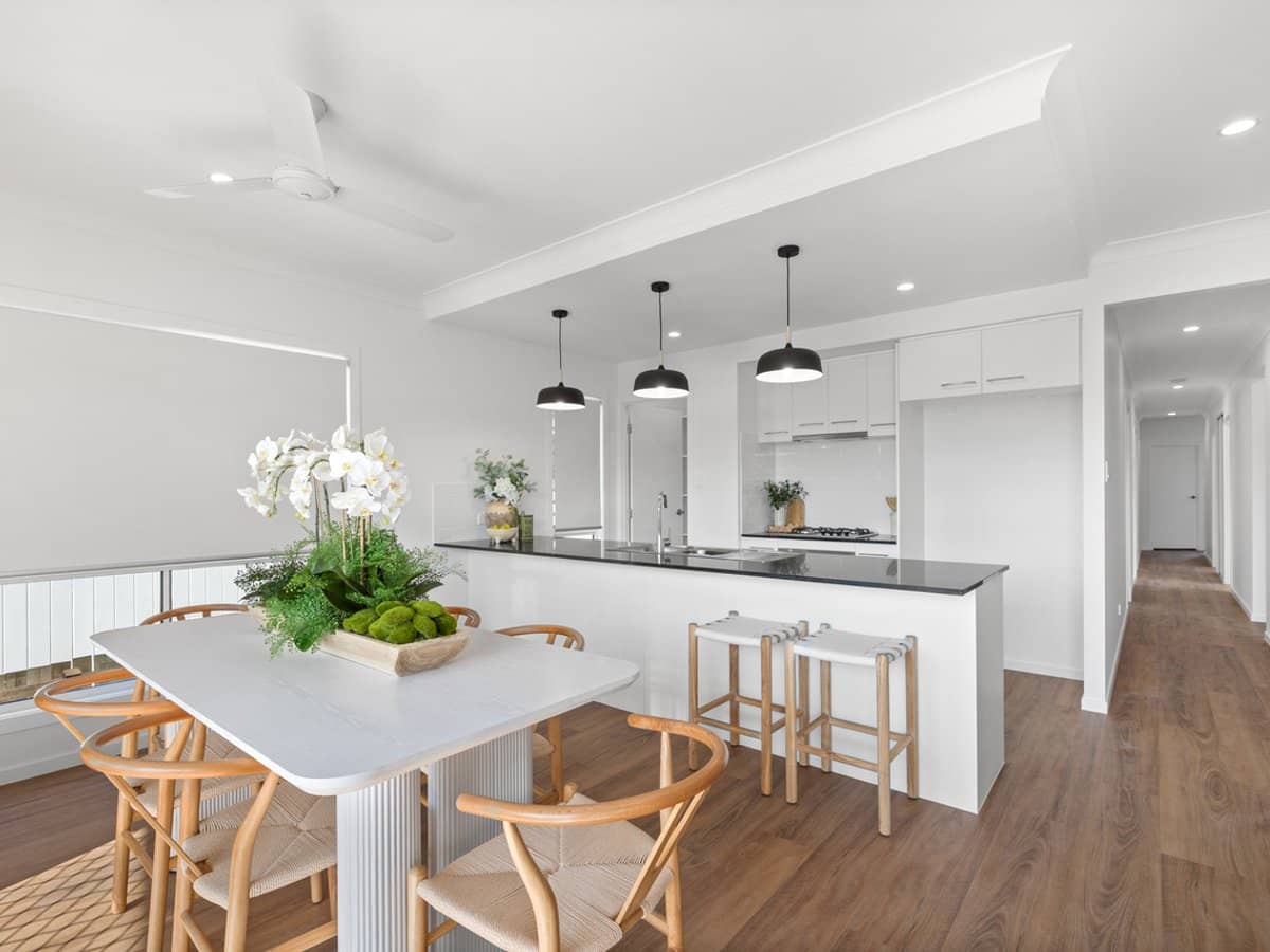 2/13 Wren Street, BIRKDALE - Thumbnail 5