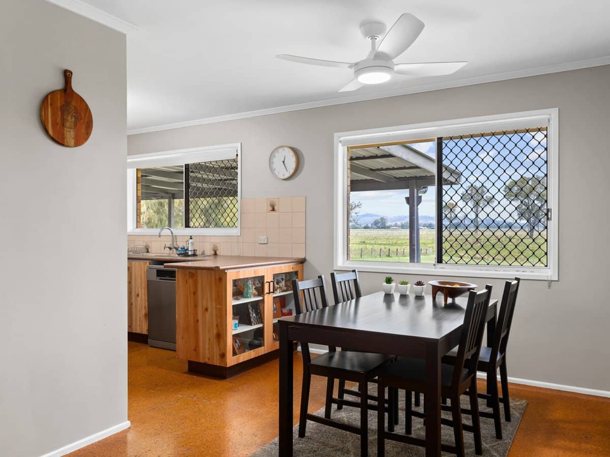 7 Ollie Court, BROMELTON - Thumbnail 7