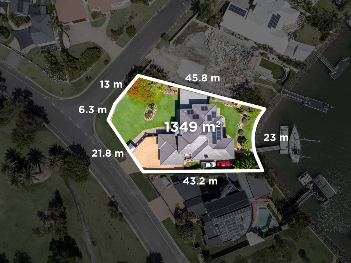 20 Sommersea Drive, RABY BAY - Thumbnail 3