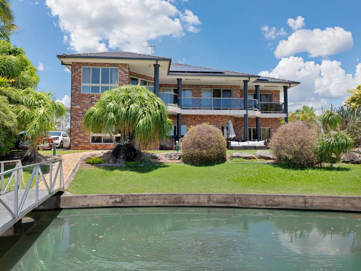 20 Sommersea Drive, RABY BAY - Thumbnail 5