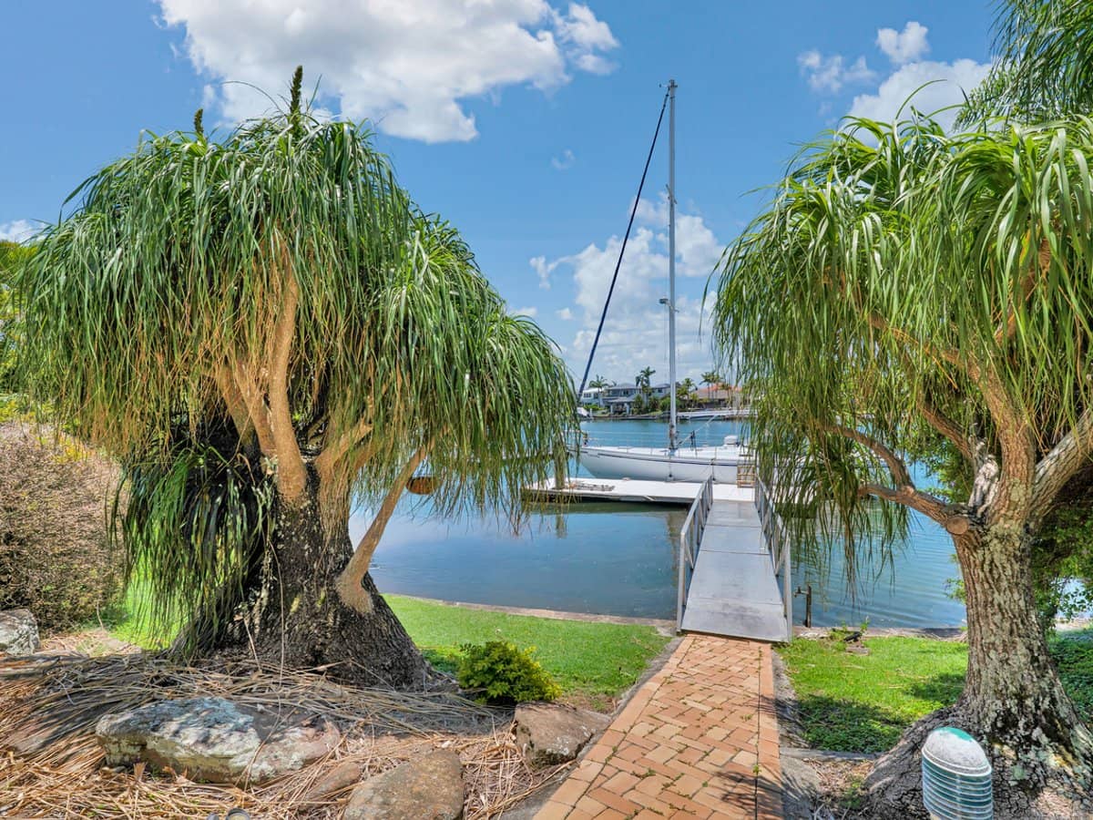 20 Sommersea Drive, RABY BAY - Thumbnail 26