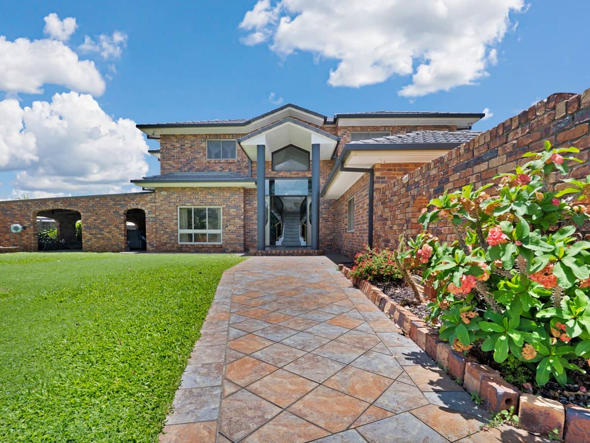 20 Sommersea Drive, RABY BAY - Thumbnail 33