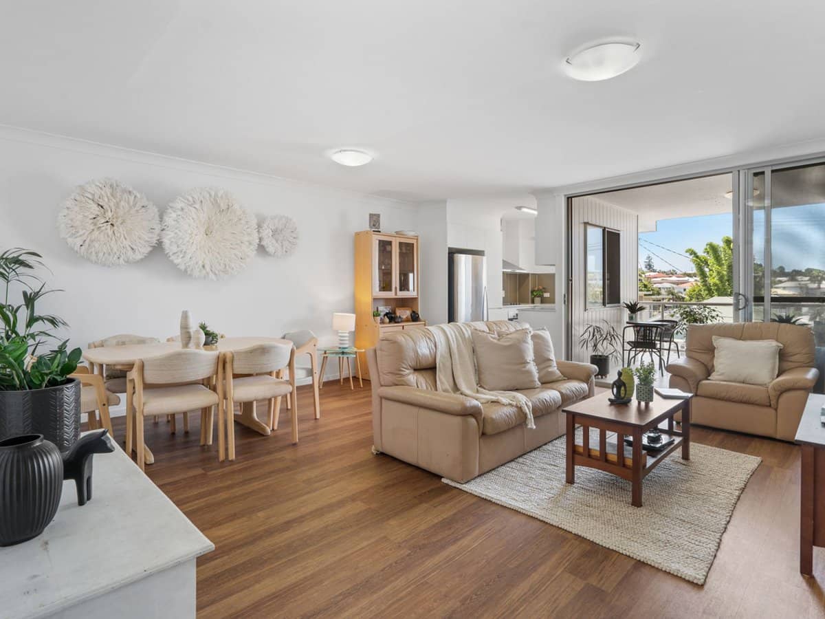 54 Yamboyna Street, MANLY - Thumbnail 3