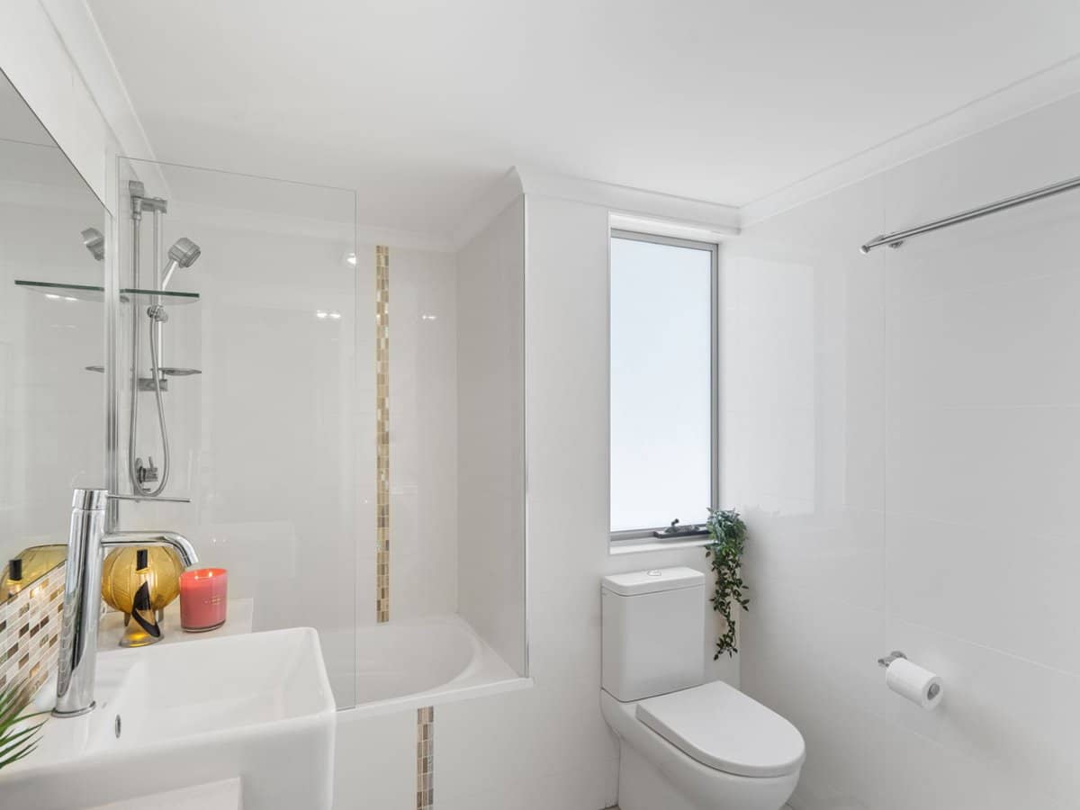 54 Yamboyna Street, MANLY - Thumbnail 10