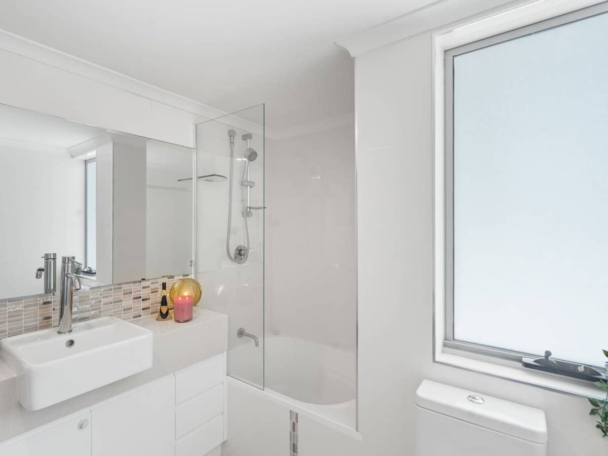 54 Yamboyna Street, MANLY - Thumbnail 11