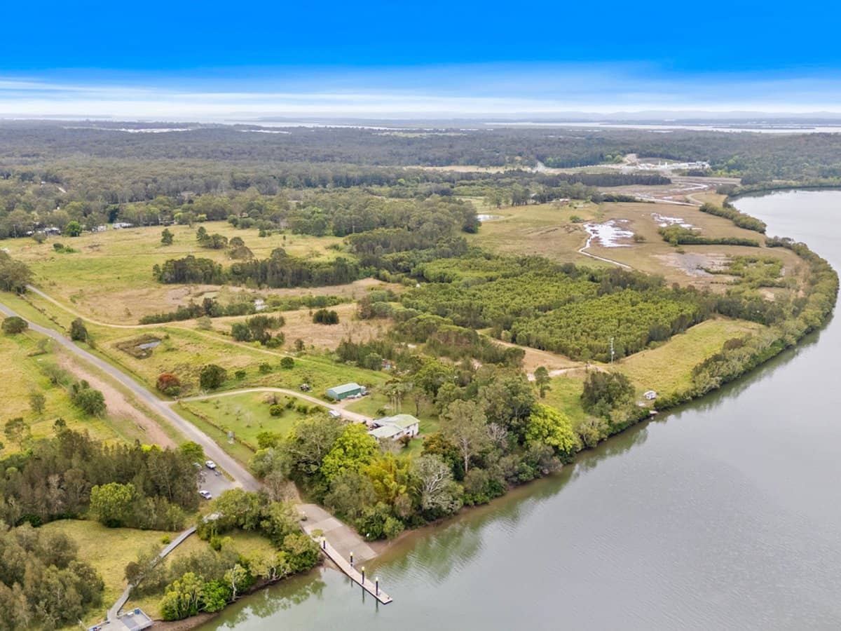 213 Fischer Road, CARBROOK - Thumbnail 3