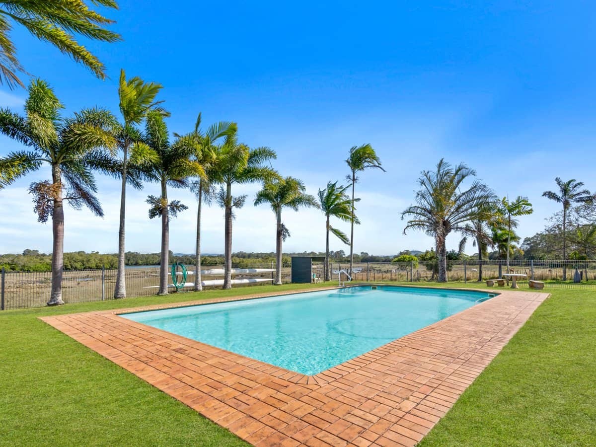 213 Fischer Road, CARBROOK - Thumbnail 13