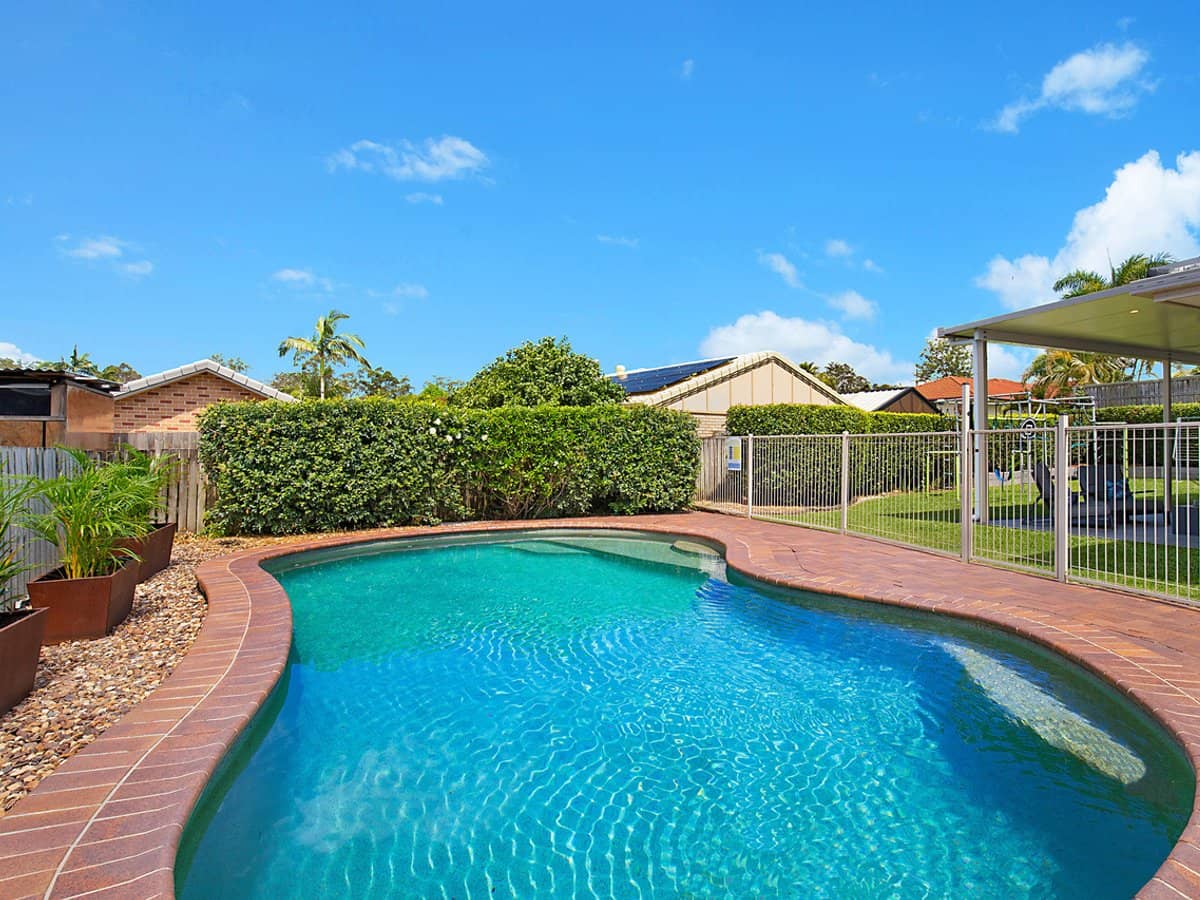 6 Viscosa Court, CORNUBIA - Thumbnail 2