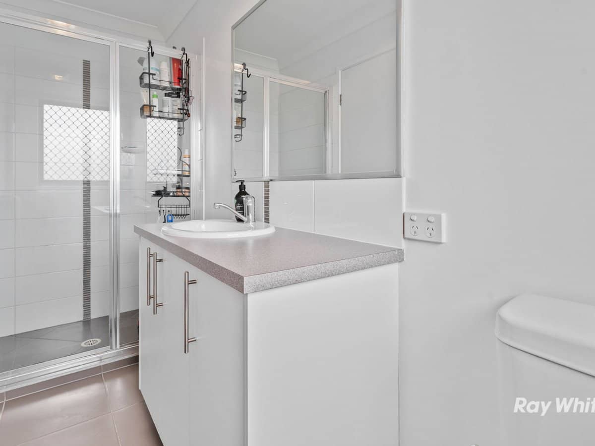 140-142 Eagleby Road, EAGLEBY - Thumbnail 8