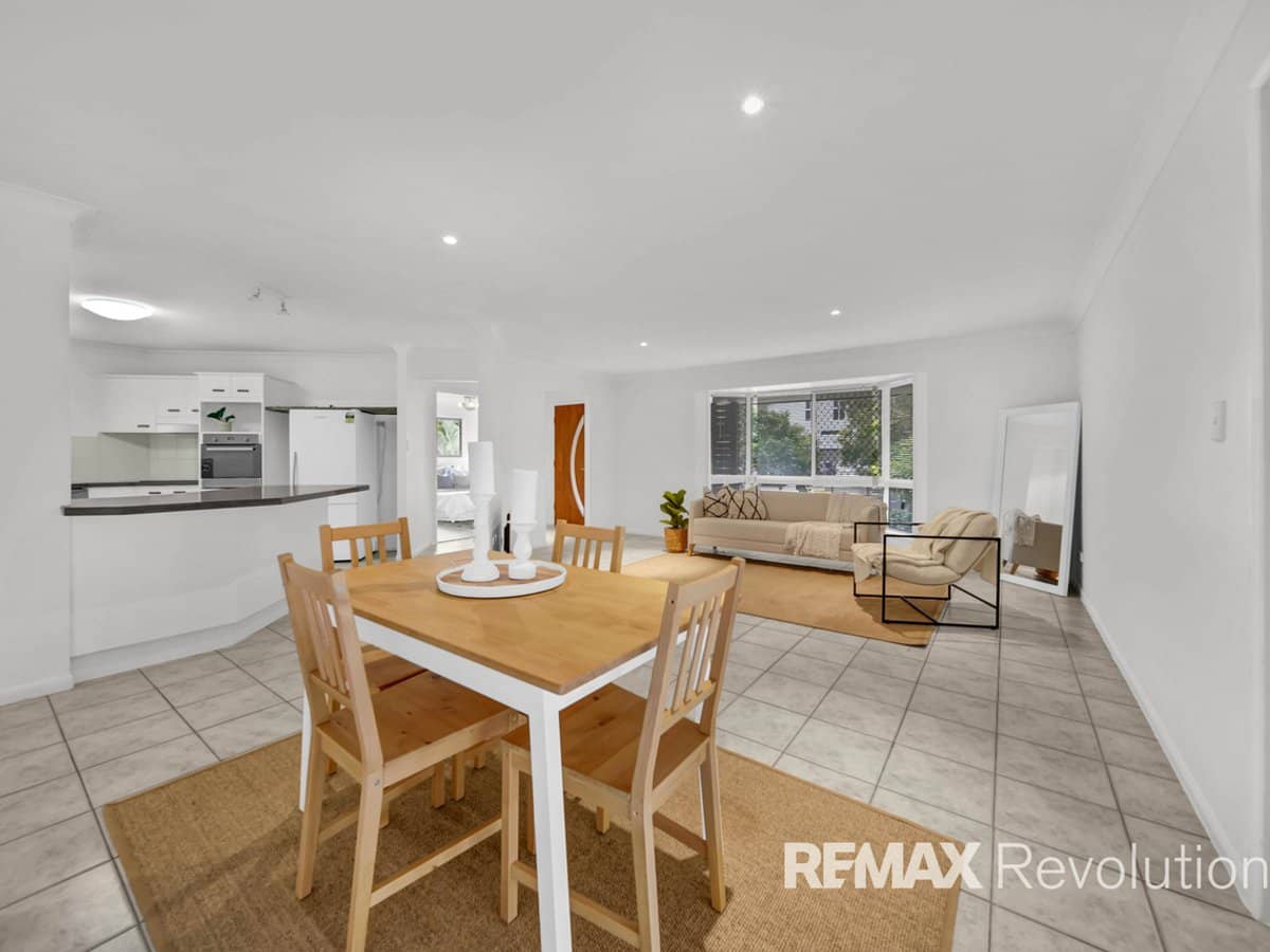 16-18 Dane Court, SHAILER PARK - Thumbnail 3