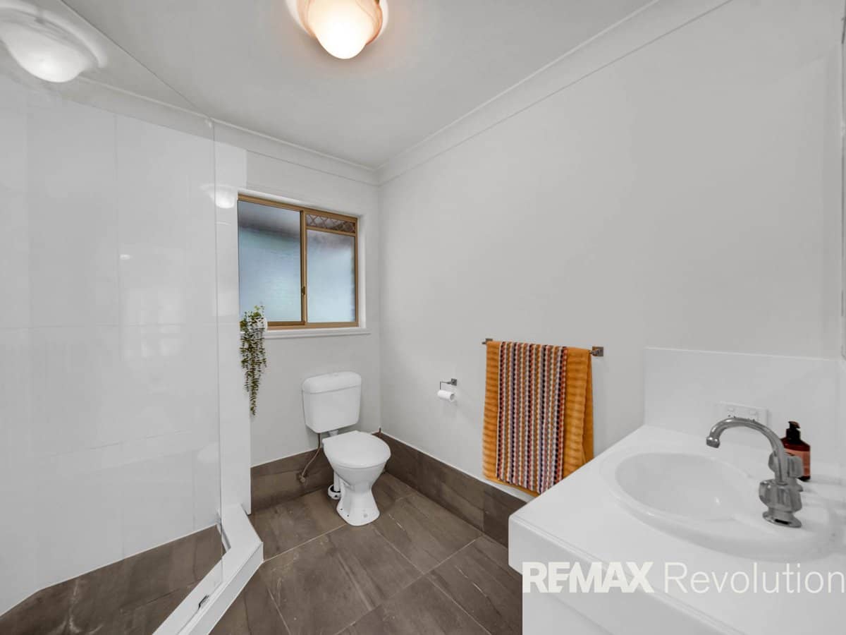 16-18 Dane Court, SHAILER PARK - Thumbnail 6