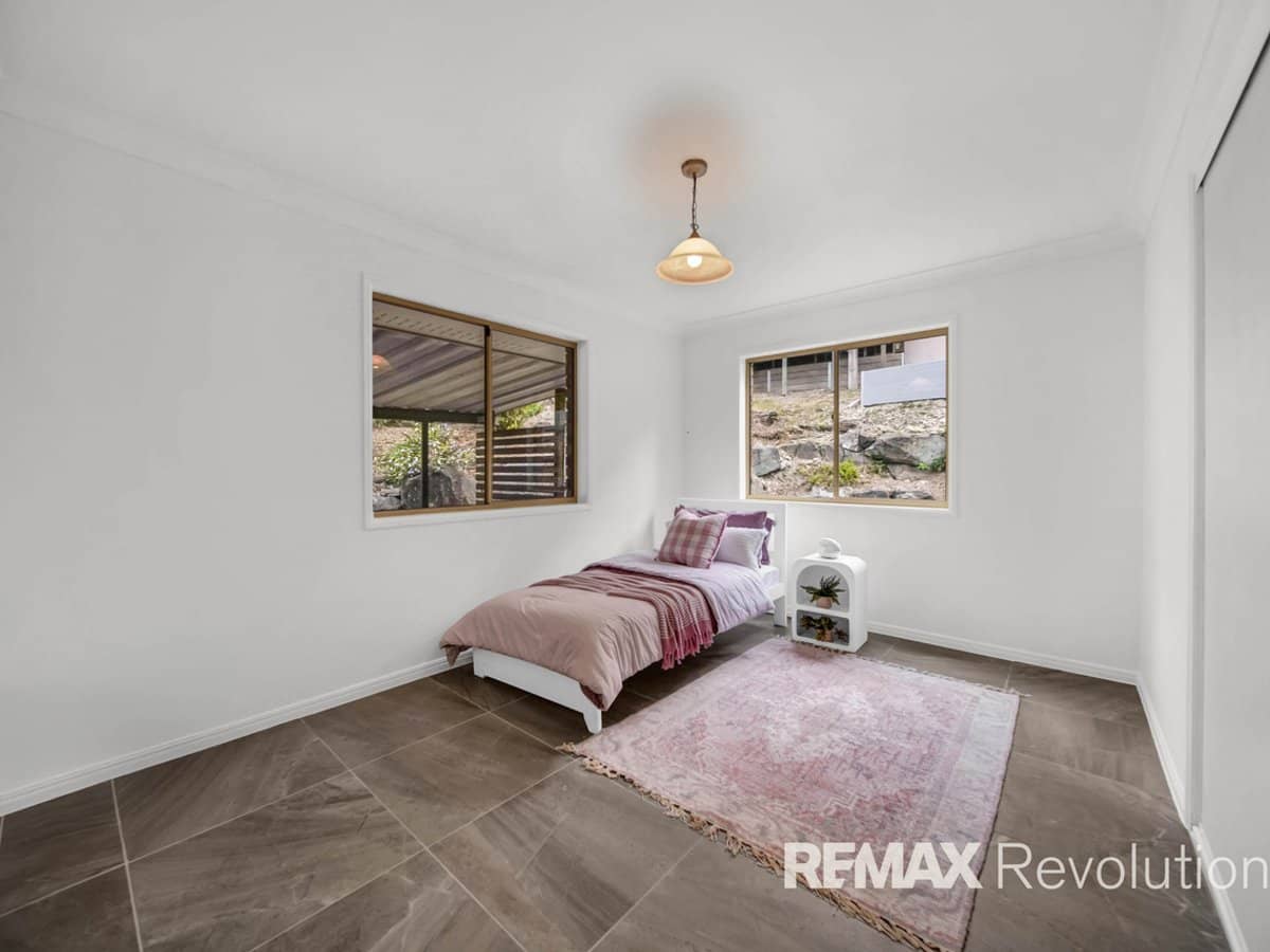 16-18 Dane Court, SHAILER PARK - Thumbnail 7