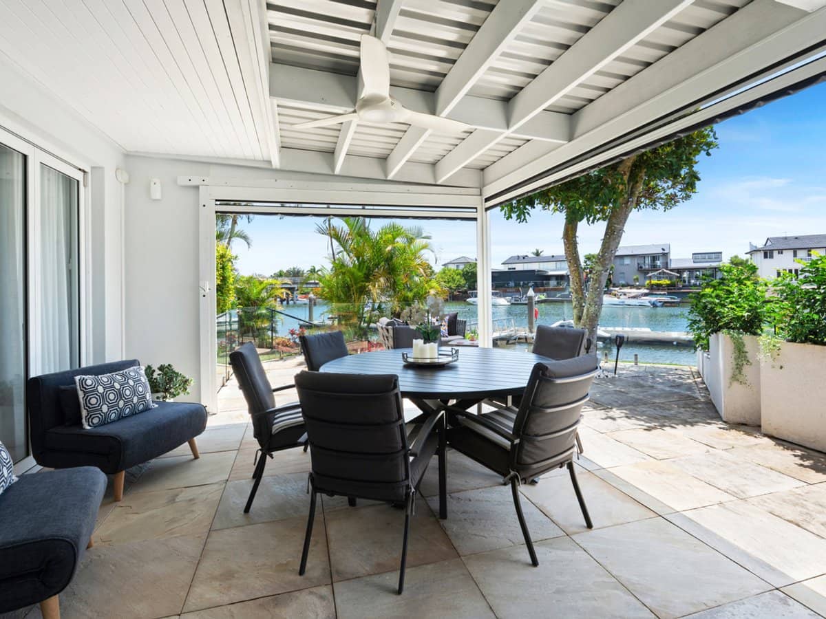 100 Morala Avenue, RUNAWAY BAY - Thumbnail 4