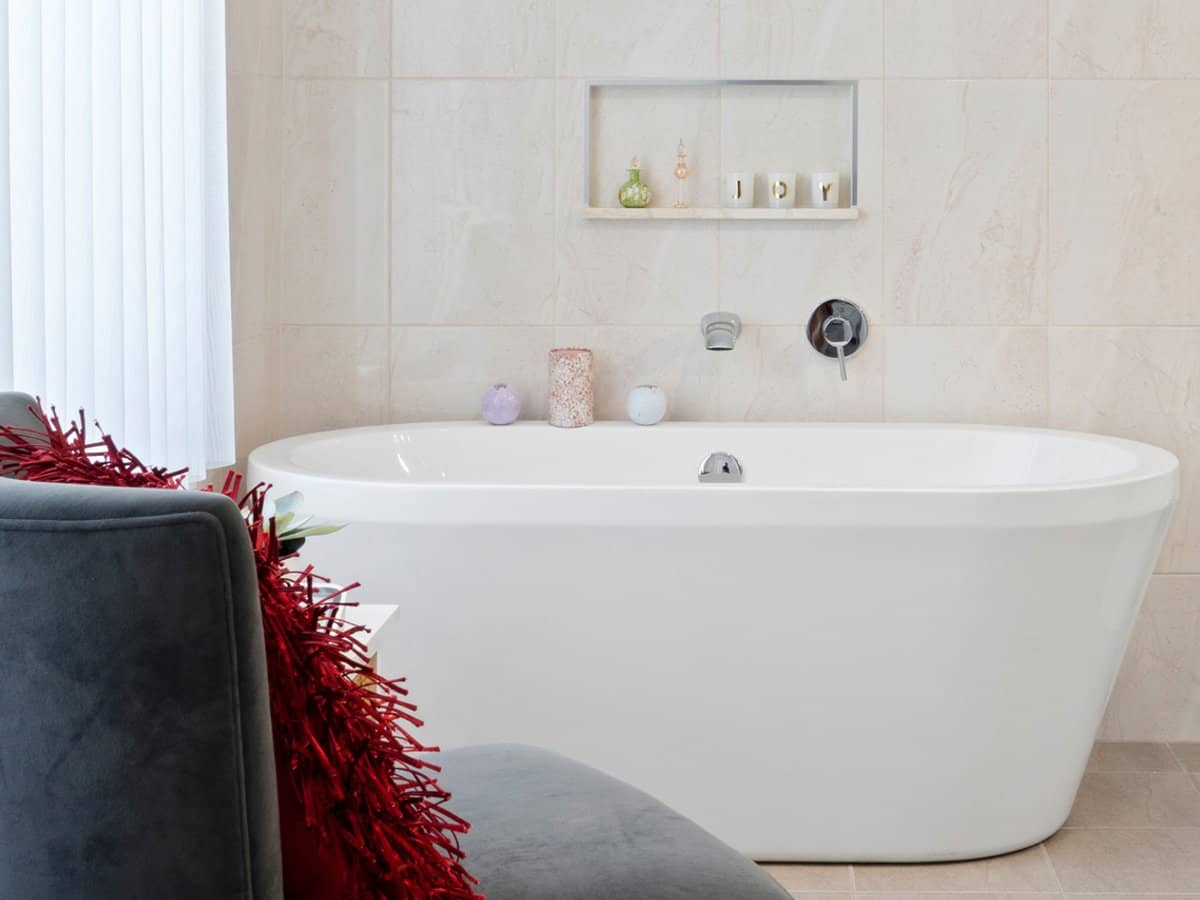 100 Morala Avenue, RUNAWAY BAY - Thumbnail 19