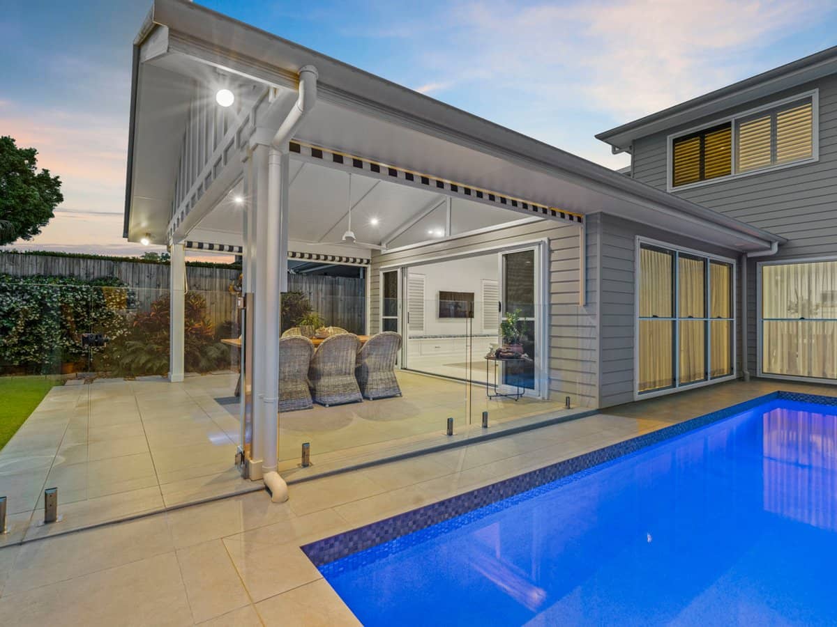 31 Coburg Street East, CLEVELAND - Thumbnail 5