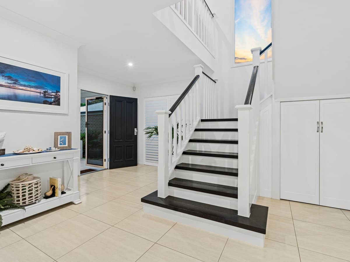 31 Coburg Street East, CLEVELAND - Thumbnail 15