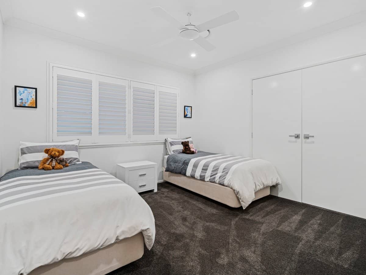 31 Coburg Street East, CLEVELAND - Thumbnail 21