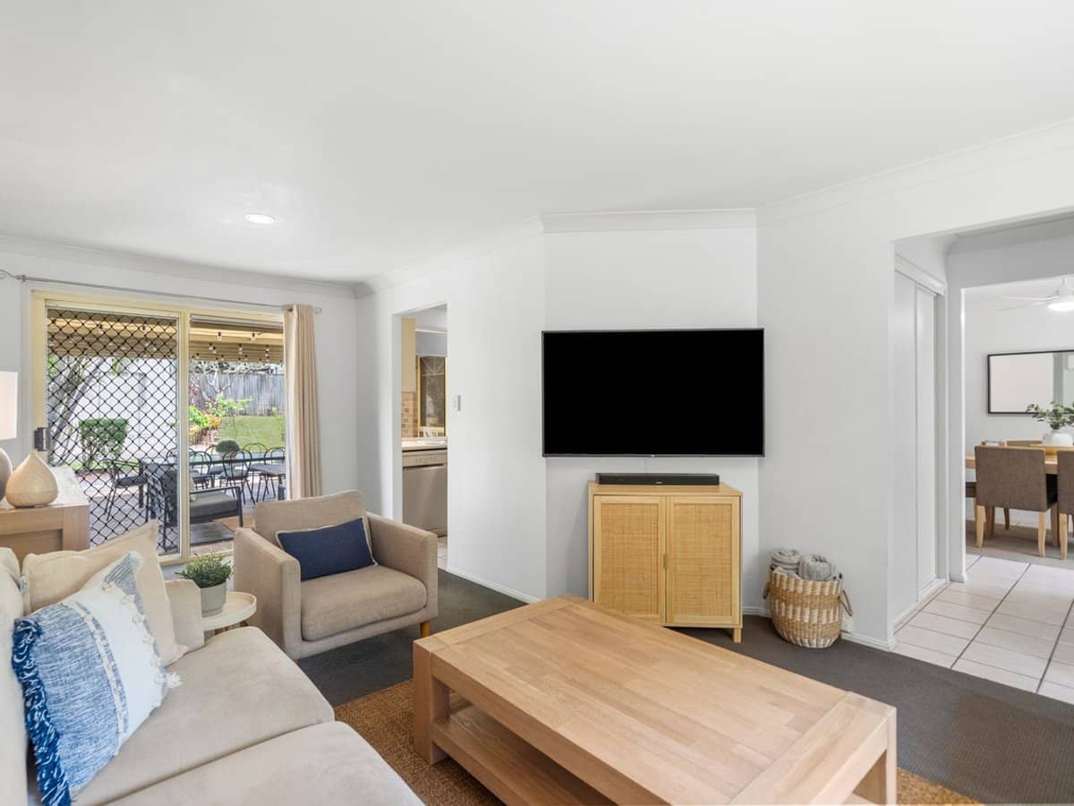 6 Shiraz Street, THORNLANDS - Thumbnail 4