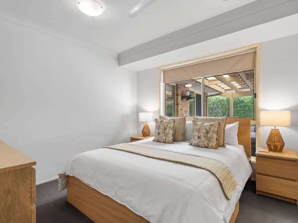 6 Shiraz Street, THORNLANDS - Thumbnail 11