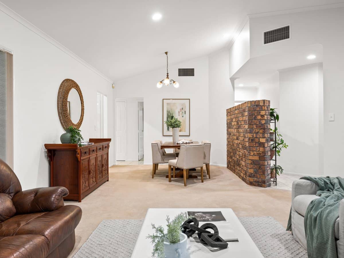 37 Grosvenor Court, MUNRUBEN - Thumbnail 8