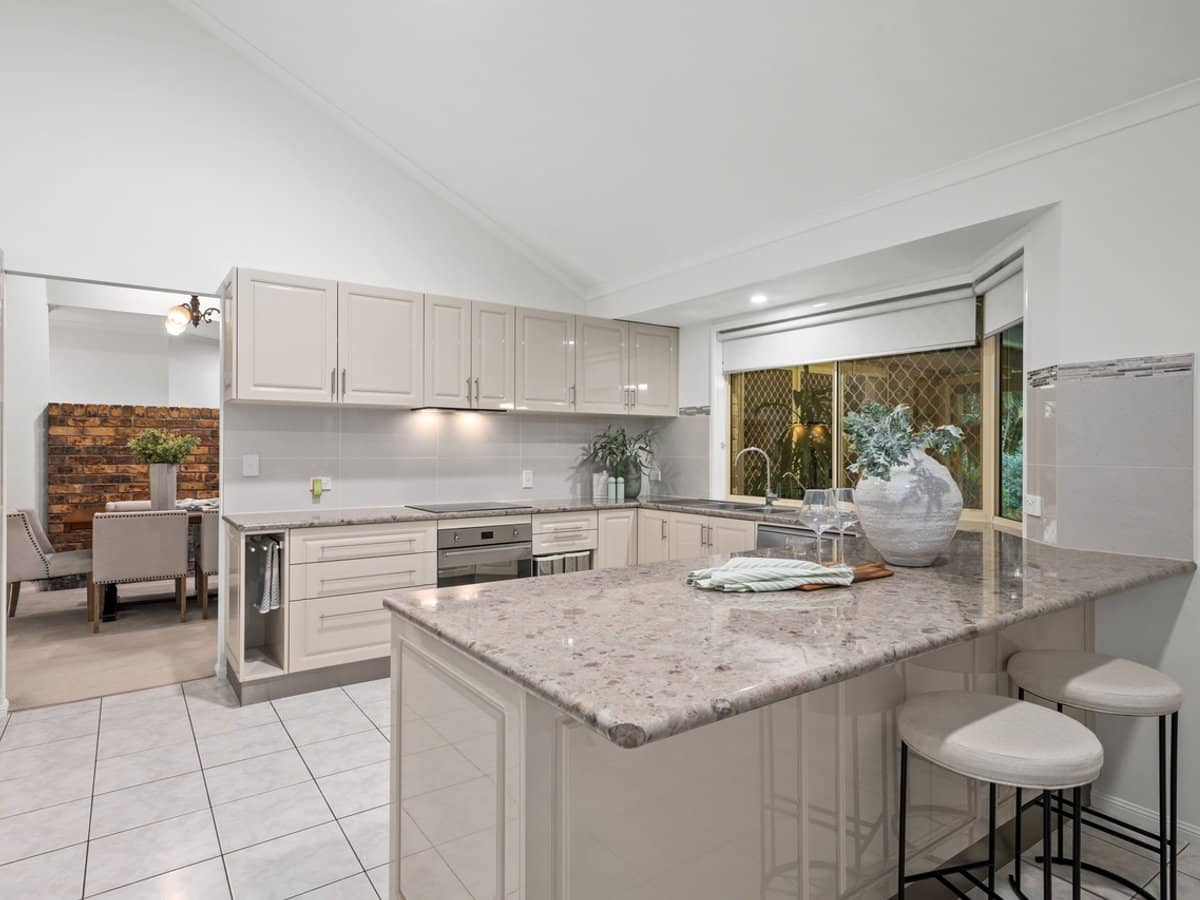 37 Grosvenor Court, MUNRUBEN - Thumbnail 9