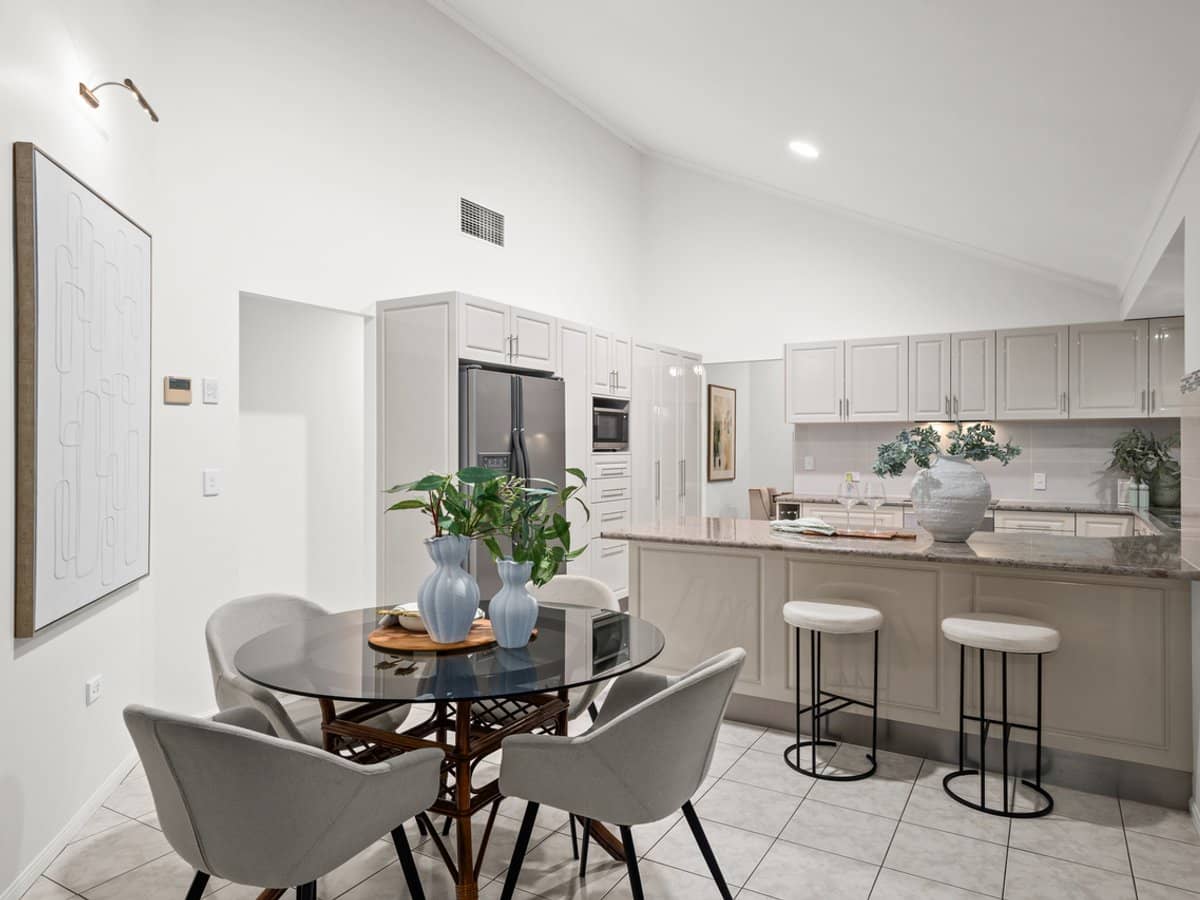 37 Grosvenor Court, MUNRUBEN - Thumbnail 11