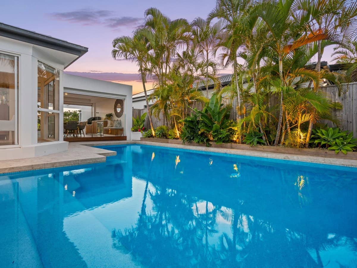 8 Seychelles Court, BURLEIGH WATERS - Thumbnail 5