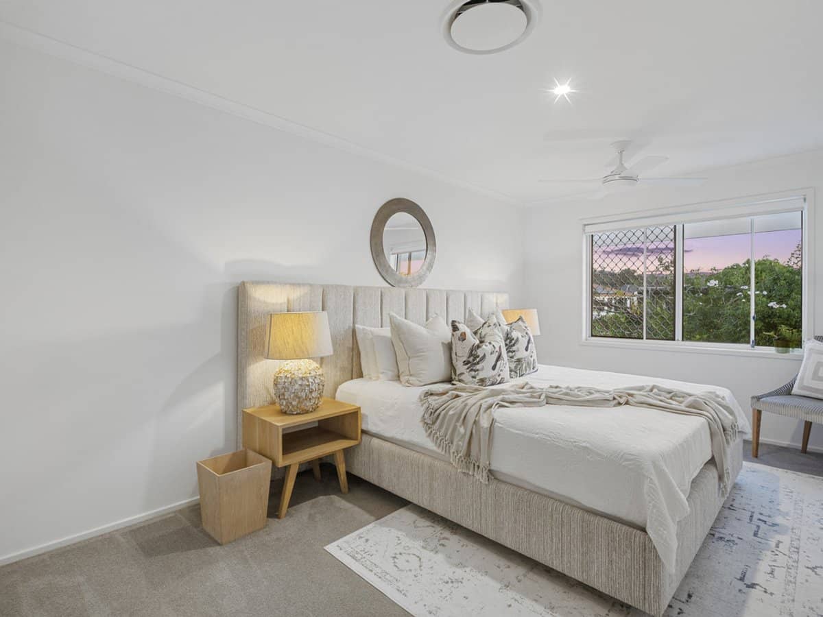 8 Seychelles Court, BURLEIGH WATERS - Thumbnail 20