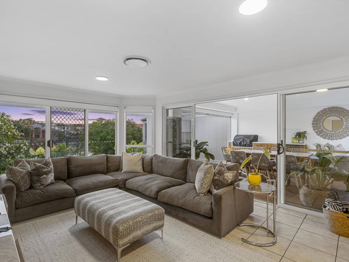 8 Seychelles Court, BURLEIGH WATERS - Thumbnail 21