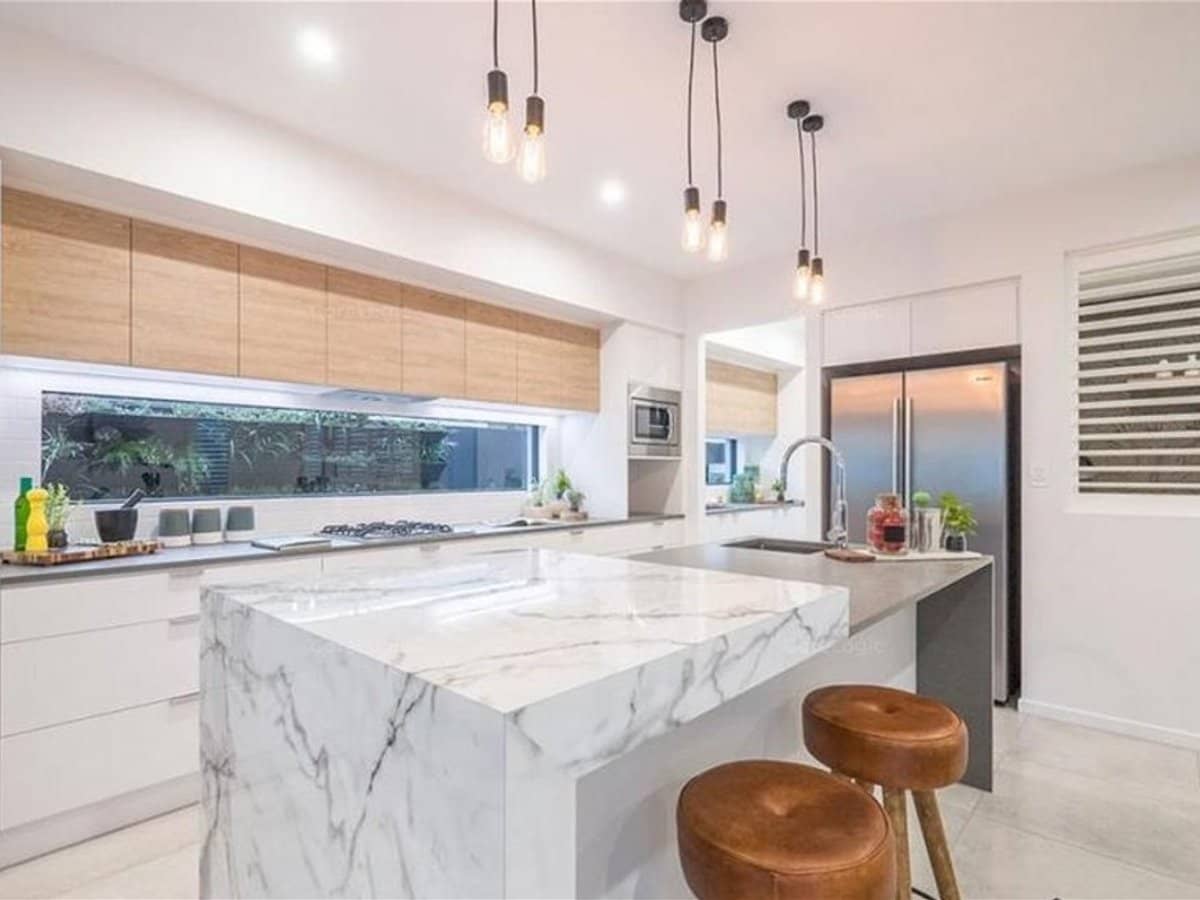 194 Valley Mews, DEEBING HEIGHTS - Thumbnail 2